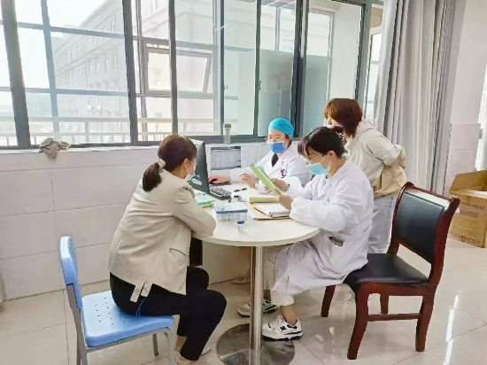 165647-496156.jpg 164420-901644.jpg