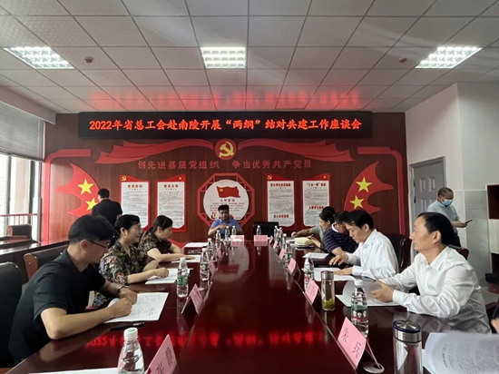 085709-243258.jpg 083421-378120.jpg