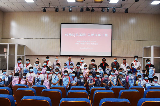 103037-351827.jpg 095628-114770.jpg