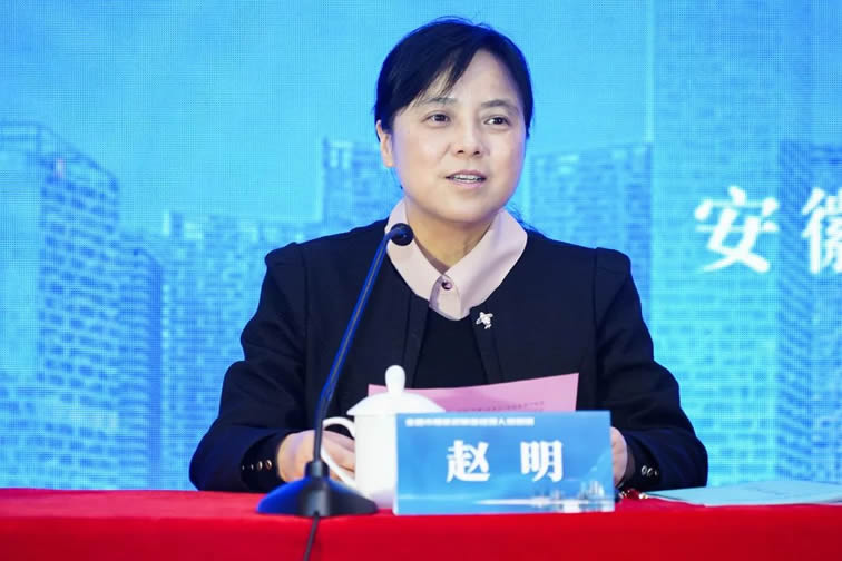 085115-108366.jpg 085115-108366.jpg