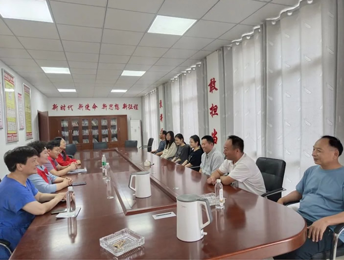 175702-126814.jpg 2.jpg