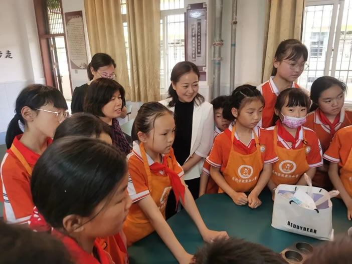 210650-128837.jpg 210650-128837.jpg