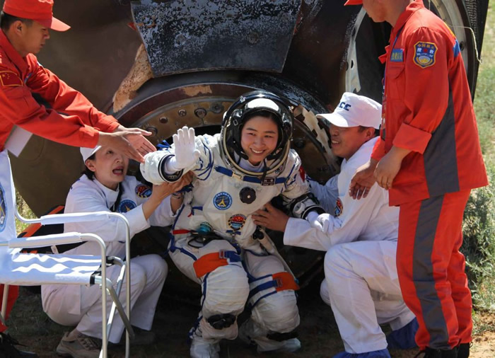 085452-689928.jpg 10.jpg