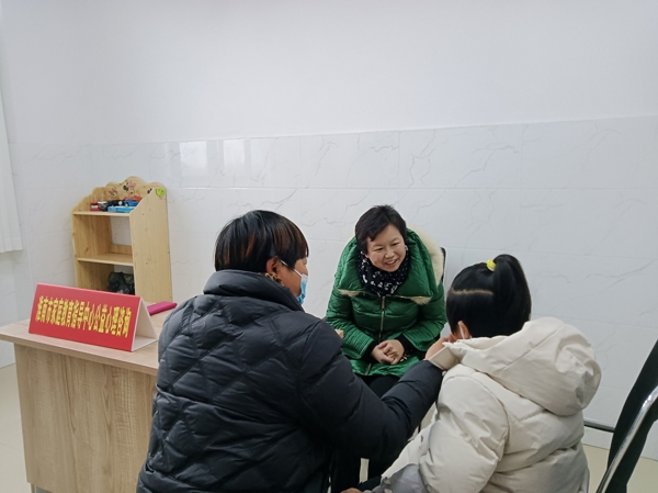 091646-130239.jpg 008公益心理咨詢李力6_愛(ài)奇藝.jpg