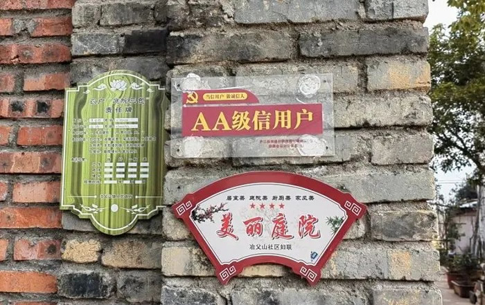 203341-977811.jpg 3.jpg