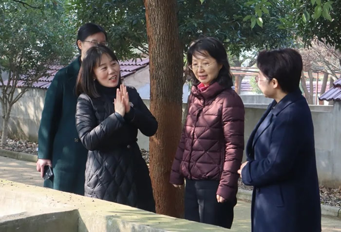 082651-745869.jpg 5.jpg