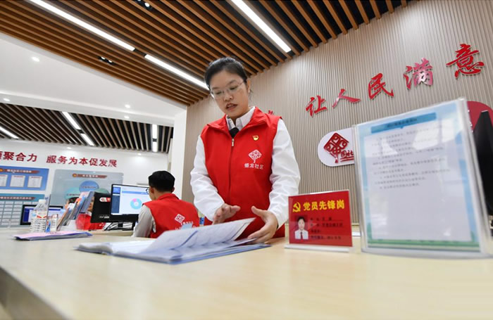 083607-105320.jpg 00.jpg