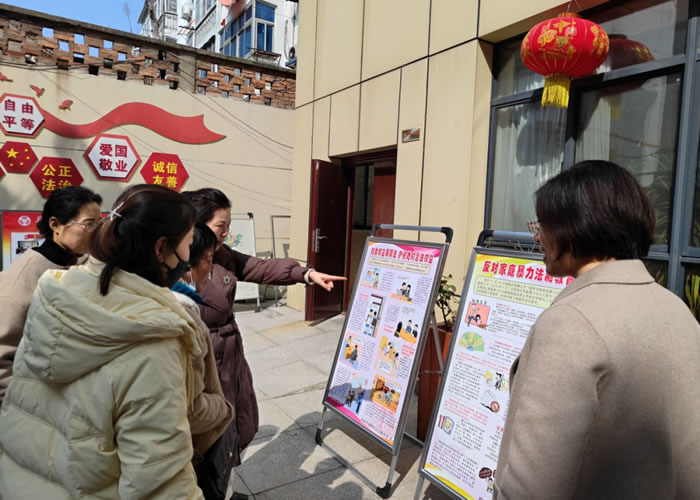 081445-121323.jpg 3.jpg