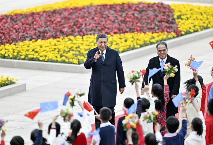 082529-101249.jpg 8.jpg