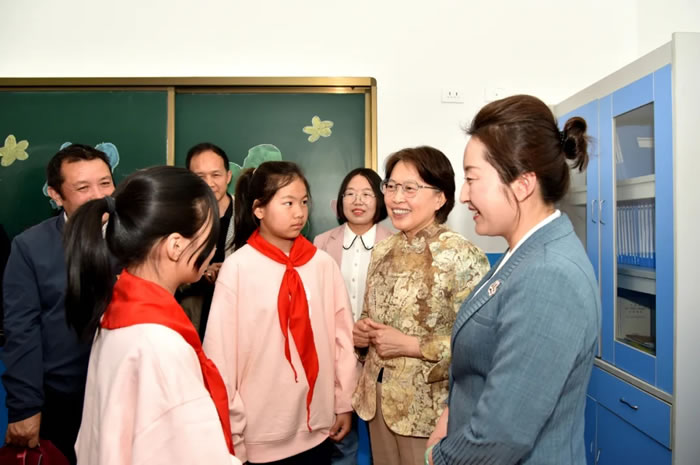 150149-389867.jpg 3.jpg