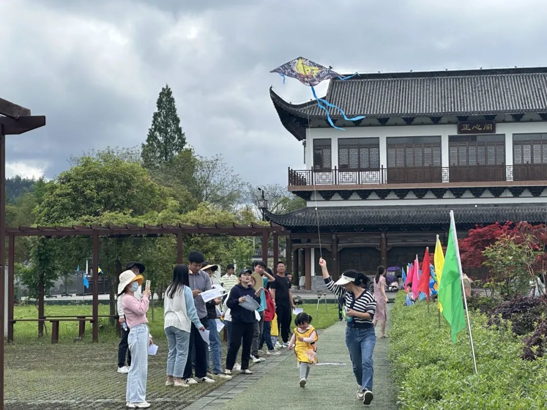 082721-424207.jpg 082721-424207.jpg