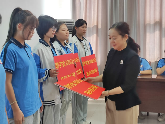 052631-829609.jpg 2.jpg