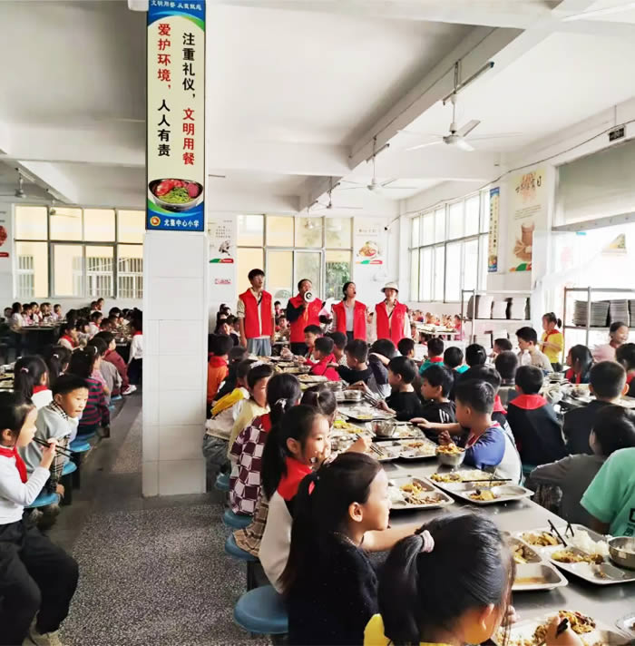 051255-254532.jpg 22.jpg