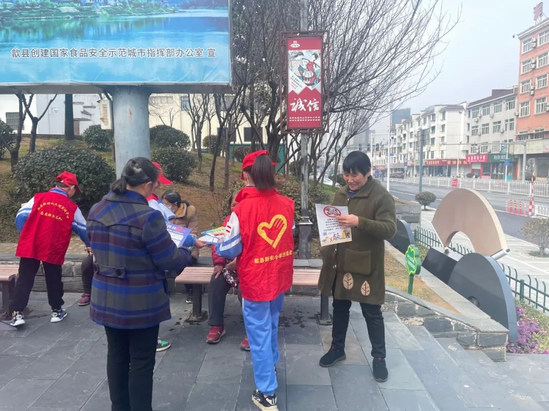 225547-165629.jpg 225547-165629.jpg