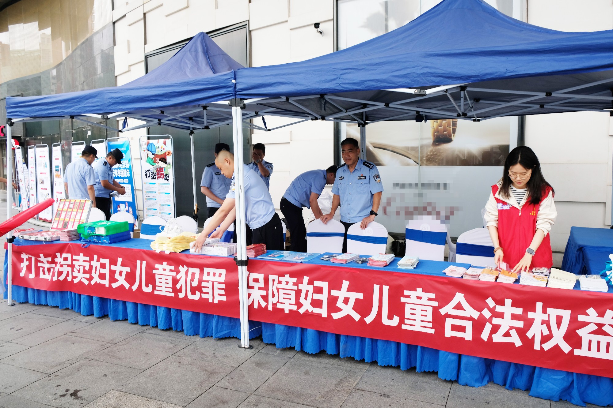 110119-113578.jpg 110119-113578.jpg