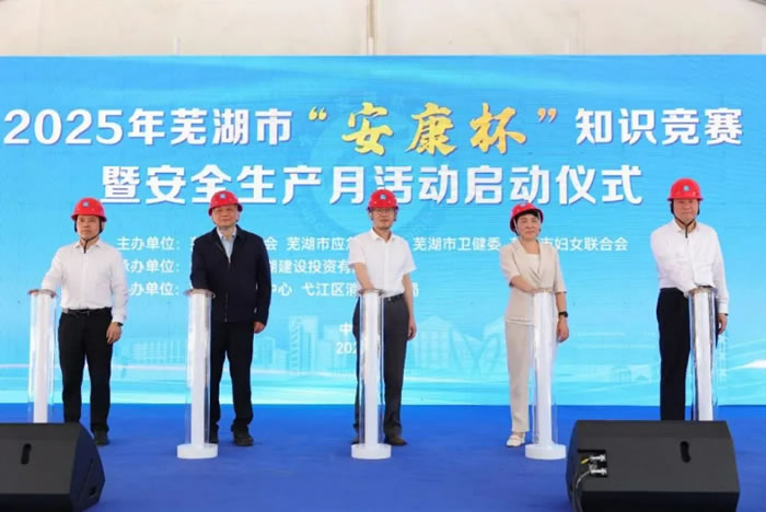 051528-715833.jpg 1.jpg