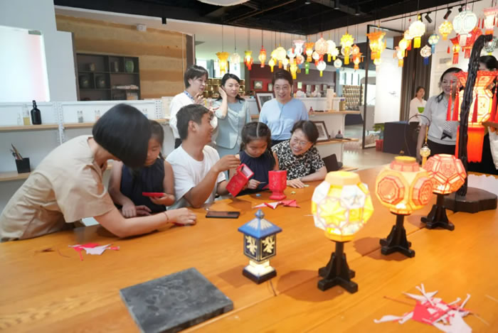 085701-253199.jpg 1.jpg